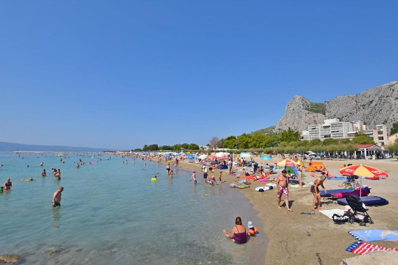 Apartments Mira Omiš Eksteriør billede
